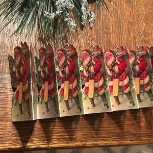 Vintage 1983 Accordion Folded Paper Santa Garland